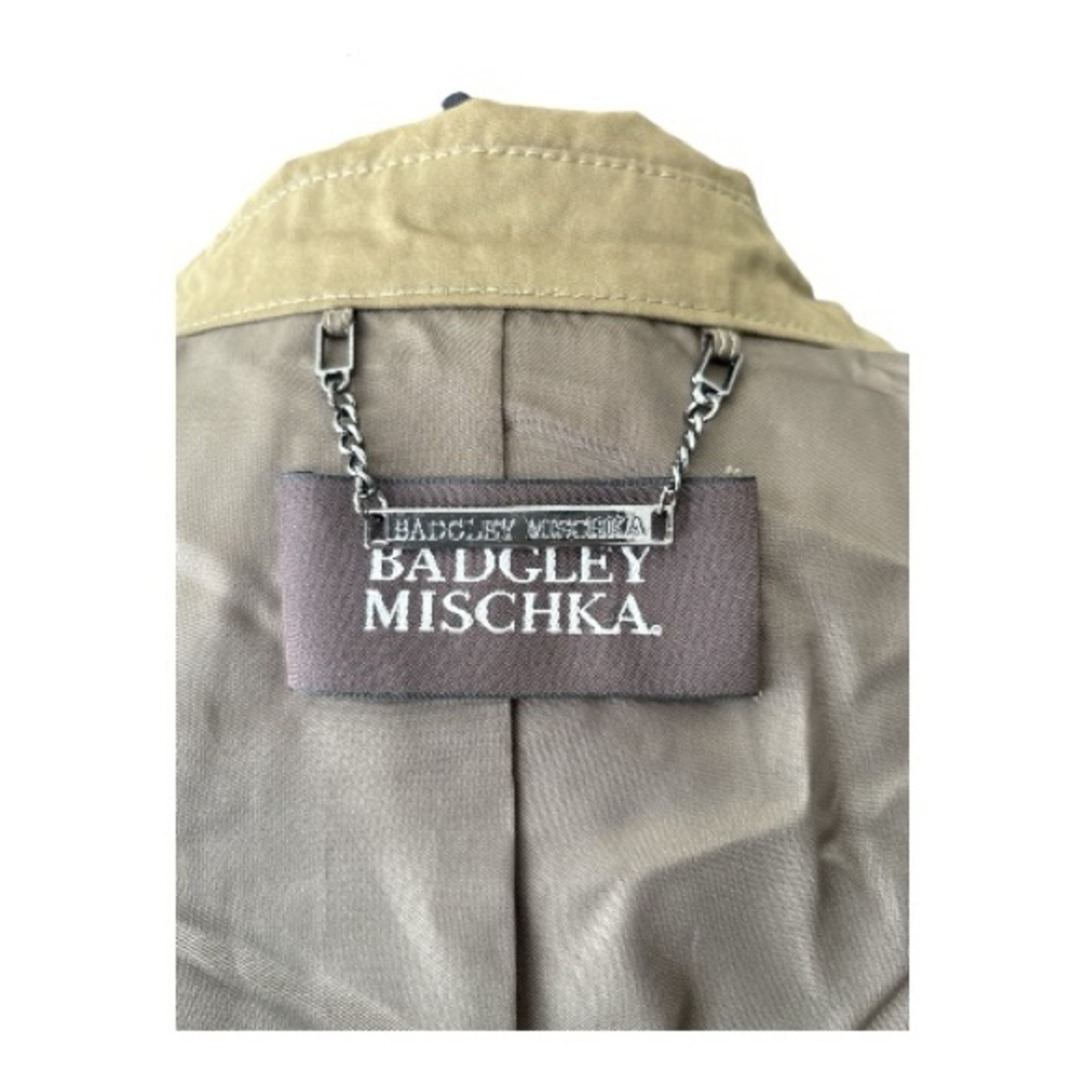 Badgley Mischka x Bagatelle New York Olive Green Trenchcoat Floor Sample - Picture 10 of 10